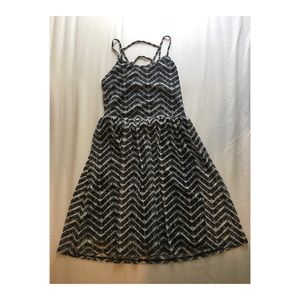Grey and Black zig-zag patterned dress